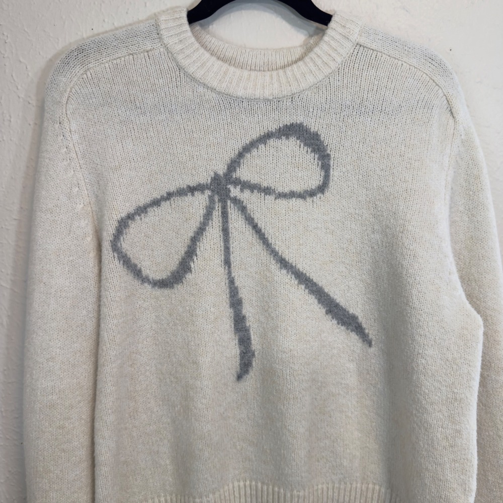 Abercrombie & Fitch Womens Cream Bow Cozy Girly Crewneck Sweater XS